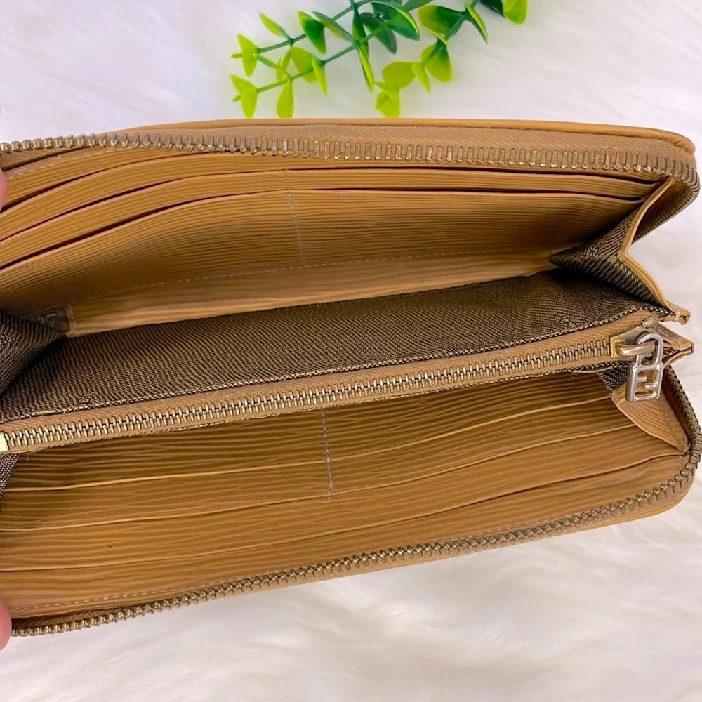 Fendi Zucca Zippy‎ Wallet